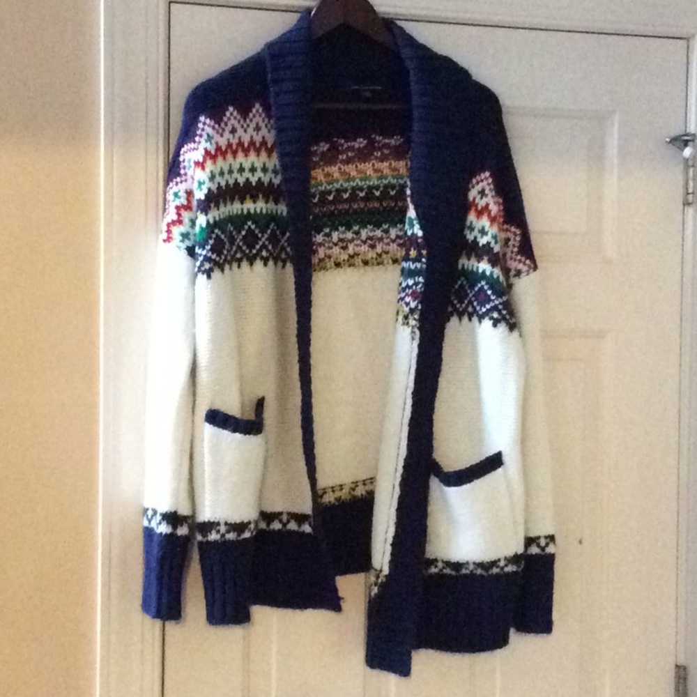 American eagle sweater